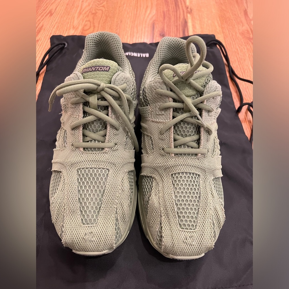 Balenciaga Phantom mesh Sneakers -Olive
